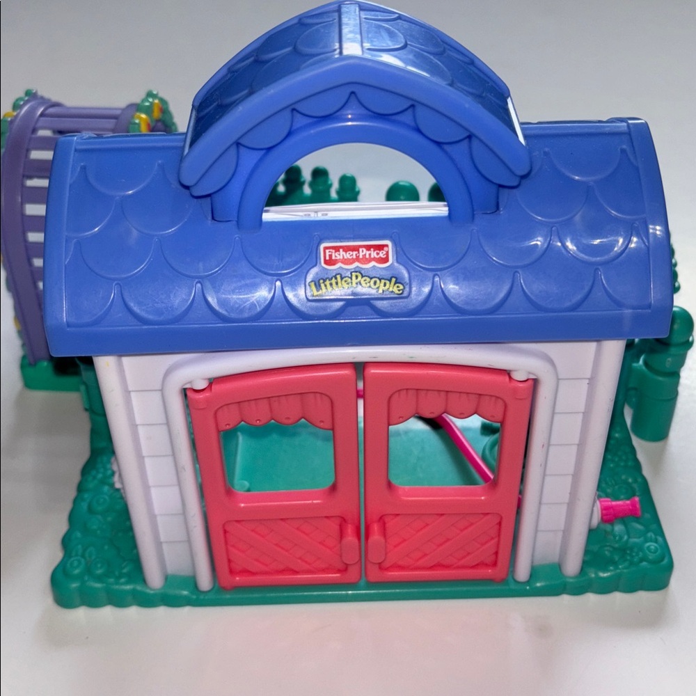 Fisher-Price Little People Playtime Pals Tea Party Garden House  2001 - Picture 6 of 14